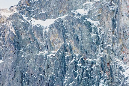 Charles Dubouloz - Charles Dubouloz in solitaria sulla parete ovest del Pic du Midi d’Ossau 25-26/02/2026