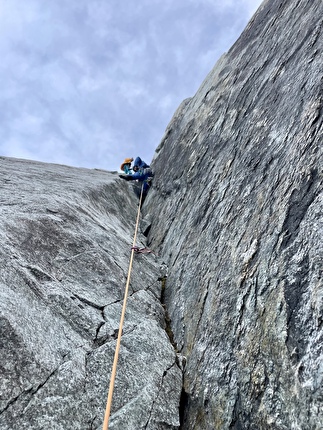 Aiguille Orientale du Soreiller, Écrins - The first ascent of 'Y’a comme un pecker dans la soupe' on the north face Aiguille Orientale du Soreiller in the Écrins massif (Melvin Bou, Kilian Moni, Étienne Poteaux 2-3/03/2026)