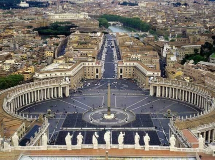 Climbing competitions at St. Peter's, the Vatican