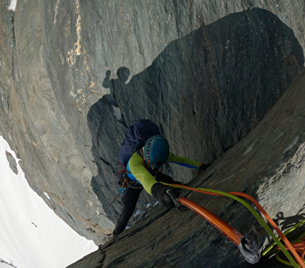Grossglockner, Austria, Radoslav Groh, Juraj Koreň - Juraj Koreň climbing pitch 6 during the first ascent of 'Kaiser Direct' on the south face of Großglockner in Austria (Radoslav Groh, Juraj Koreň 07/03/2026) Grossglockner, Austria, Radoslav Groh, Juraj Koreň - Juraj Koreň climbing pitch 6 during the first ascent of 'Kaiser Direct' on the south face of Großglockner in Austria (Radoslav Groh, Juraj Koreň 07/03/2026)