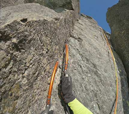 Grossglockner, Austria, Radoslav Groh, Juraj Koreň - L'ottavo tiro di 'Kaiser Direct' sulla parete sud del Großglockner in Austria (Radoslav Groh, Juraj Koreň 07/03/2026)