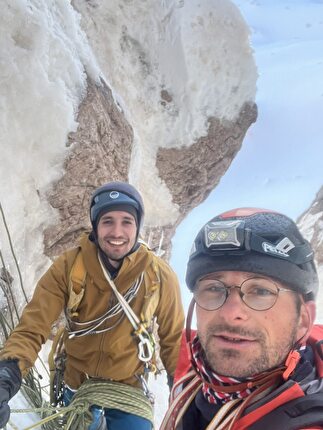 Astraka Greece, Stefanos Karantinakis, Spyros Kyriakou - Spyros Kyriakou and Stefanos Karantinakis (right) during the first ascent of 'Crème Brutalée' on the NW face of Mt. Astraka in Greece on 07/03/2026