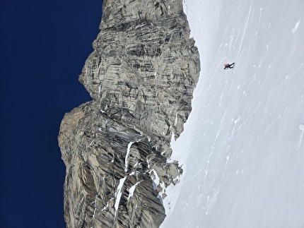 Petites Jorasses, Monte Bianco, Matteo Della Bordella, Mirco Grasso, Giacomo Mauri - L'apertura di 'Mutante' sulla sud delle Petites Jorasses (Matteo Della Bordella, Mirco Grasso, Giacomo Mauri 19-20/03/2026)