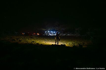 Qanaf Cave, Oman, La Venta - La Venta esplora il Qanaf Cave, Jabal Samḥān, Oman, febbraio 2026 Qanaf Cave, Oman, La Venta - La Venta esplora il Qanaf Cave, Jabal Samḥān, Oman, febbraio 2026