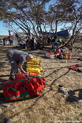 Qanaf Cave, Oman, La Venta - La Venta esplora il Qanaf Cave, Jabal Samḥān, Oman, febbraio 2026 Qanaf Cave, Oman, La Venta - La Venta esplora il Qanaf Cave, Jabal Samḥān, Oman, febbraio 2026