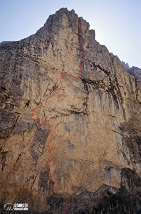 Titus Prinoth Sassopiatto / Sasslungo, Dolomiti - Titus Prinoth durante la solitaria invernale di '10 ani do' al Sassopiatto, Dolomiti (25-26/02/2026)