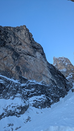 Titus Prinoth Sassopiatto / Sasslungo, Dolomiti - Titus Prinoth durante la solitaria invernale di '10 ani do' al Sassopiatto, Dolomiti (25-26/02/2026)
