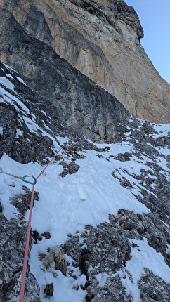 Titus Prinoth Sassopiatto / Sasslungo, Dolomiti - Titus Prinoth durante la solitaria invernale di '10 ani do' al Sassopiatto, Dolomiti (25-26/02/2026)
