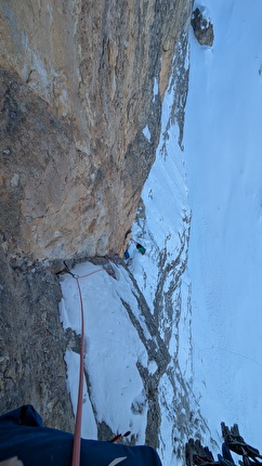 Titus Prinoth Sassopiatto / Sasslungo, Dolomiti - Titus Prinoth durante la solitaria invernale di '10 ani do' al Sassopiatto, Dolomiti (25-26/02/2026)