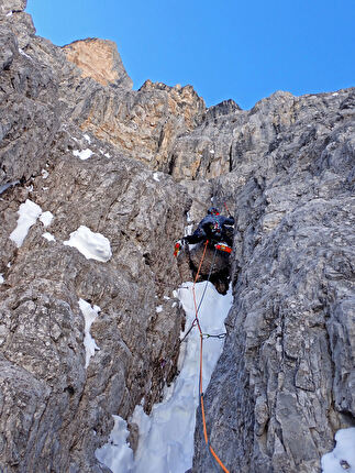 Vertical Pleasure, Cima Tosa Dolomiti di Brenta, Ruggero Samanden, Emanuele Andreozzi - L'apertura di 'Vertical Pleasure' alla Cima Tosa nelle Dolomiti di Brenta (Ruggero Samanden, Emanuele Andreozzi 10-11/03/2026)