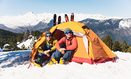 Ferrino Iker Pou, Eneko Pou - Con i Fratelli Pou nuove spedizioni per Ferrino Ferrino Iker Pou, Eneko Pou - Con i Fratelli Pou nuove spedizioni per Ferrino