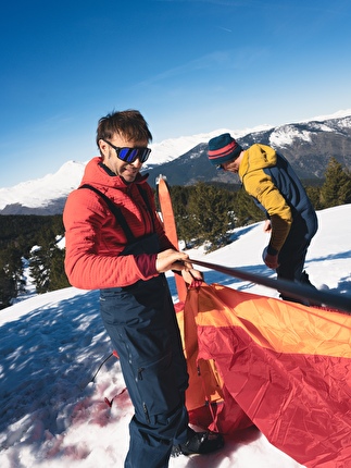 Ferrino Fratelli Pou, Iker Pou, Eneko Pou - Con i Fratelli Pou nuove spedizioni per Ferrino Ferrino Fratelli Pou, Iker Pou, Eneko Pou - Con i Fratelli Pou nuove spedizioni per Ferrino