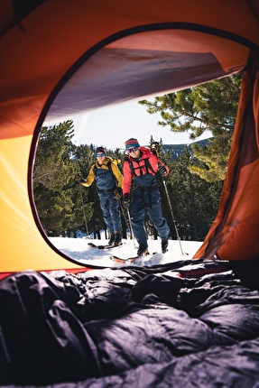 Ferrino Fratelli Pou, Iker Pou, Eneko Pou - Con i Fratelli Pou nuove spedizioni per Ferrino Ferrino Fratelli Pou, Iker Pou, Eneko Pou - Con i Fratelli Pou nuove spedizioni per Ferrino