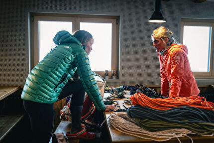 Tête de Biselx, Fay Manners, Ella Wright - The first ascent of 'La Muse du Trient' on Tête Biselx, Switzerland (Fay Manners, Ella Wright 3-4/04/2026)