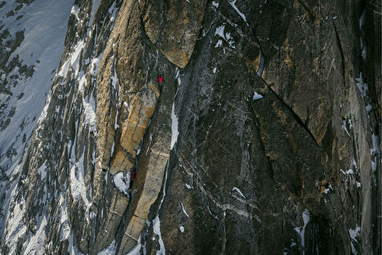 Tête de Biselx, Fay Manners, Ella Wright - The first ascent of 'La Muse du Trient' on Tête Biselx, Switzerland (Fay Manners, Ella Wright 3-4/04/2026)
