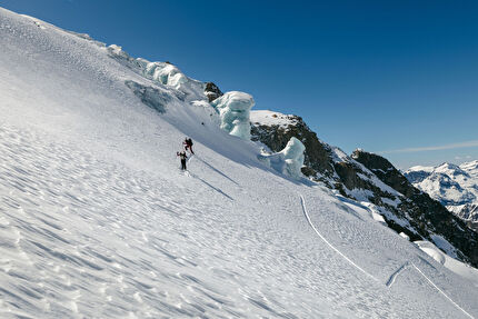 Tête de Biselx, Fay Manners, Ella Wright - The first ascent of 'La Muse du Trient' on Tête Biselx, Switzerland (Fay Manners, Ella Wright 3-4/04/2026)