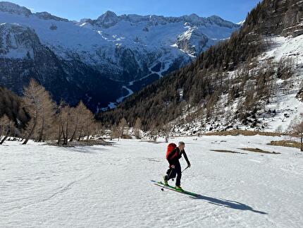Scialpinismo e fuoripista in primavera, i consigli delle Guide Alpine Italiane