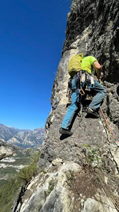 Via Giulio Regeni Monte Garda (Christian Confente, Lodovico Gaspari, Manuel Leorato - Sulla via 'Giulio Regeni' al Monte Garda (Christian Confente, Lodovico Gaspari, Manuel Leorato)