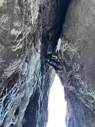 Punte di Campiglio, Dolomiti di Brenta, Emanuele Andreozzi, Ruggero Samaden, Silvestro Franchini - L'apertura della via 'Mamma Anna' alle Punte di Campiglio nelle Dolomiti di Brenta (Emanuele Andreozzi, Ruggero Samaden, Silvestro Franchini 08/04/2026)
