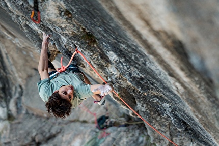 Gianluca Vighetti - Gianluca Vighetti chiude 'Bombardino' (9a) ad Arco in giornata il 29/03/2026