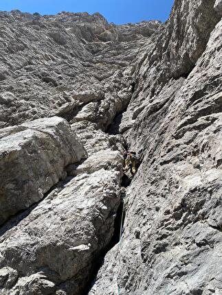 Via Italo-Polacca Burèl, Schiara, Dolomiti, Diego Dellai, Marco Toldo - Diego Dellai & Marco Toldo sulla 'Italo-Polacca' al Burèl (Dolomiti): sulla prima parte  della via