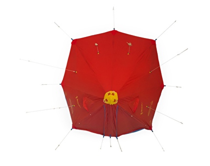 Ferrino - Ferrino partecipa al Salone del Mobile di Milano celebrando la tenda da campeggio