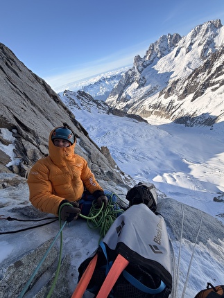Jorassique Pâques, Grandes Jorasses, Monte Bianco, Pierre Girot, Kilian Moni, Hugo Peruzzo, Arthur Poindefert - Il secondo giorno dell'apertura di 'Jorassique Pâques' alla parete nord delle Grandes Jorasses (Pierre Girot, Kilian Moni, Hugo Peruzzo, Arthur Poindefert 3-6/04/2026)