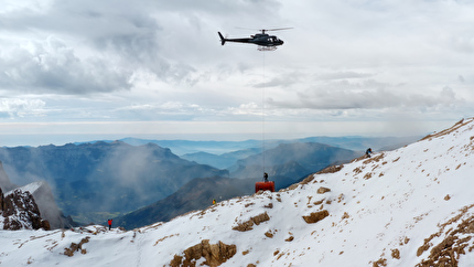 Bivacco Fiamme Gialle Cimon della Pala, Pale di San Martino - Smontaggio e trasporto del vecchio Bivacco Fiamme Gialle del Cimon della Pala al MUSE di Trento
