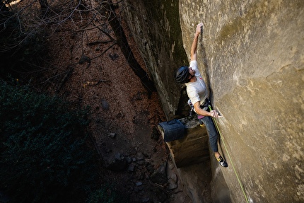 Jacopo Larcher Bon Voyage - Jacopo Larcher climbing 'Bon Voyage' (E12) at Annot in France, December 2025