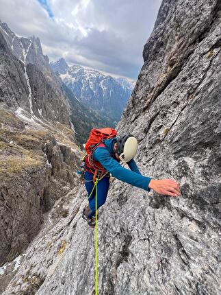 Nave dell’Eco, Cima Mai-Nef, Pale di San Martino, Dolomiti - La prima ripetizione della via 'Nave dell’Eco' alla Cima Mai-Nef, Pale di San Martino, Dolomiti (Ruggero Alberti, Renzo Corona, Alex Zuglian 04/2026)