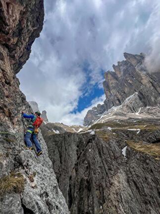 Nave dell’Eco, Cima Mai-Nef, Pale di San Martino, Dolomiti - La prima ripetizione della via 'Nave dell’Eco' alla Cima Mai-Nef, Pale di San Martino, Dolomiti (Ruggero Alberti, Renzo Corona, Alex Zuglian 04/2026)