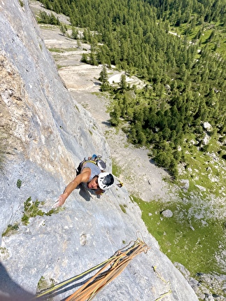 Abbronzatissima Monte Fop, Dolomiti, Federico Dell’Antone, Thomas Gianola - L'apertura di 'Abbronzatissima' al Monte Fop, Dolomiti (Federico Dell’Antone, Thomas Gianola 06/2025) Abbronzatissima Monte Fop, Dolomiti, Federico Dell’Antone, Thomas Gianola - L'apertura di 'Abbronzatissima' al Monte Fop, Dolomiti (Federico Dell’Antone, Thomas Gianola 06/2025)