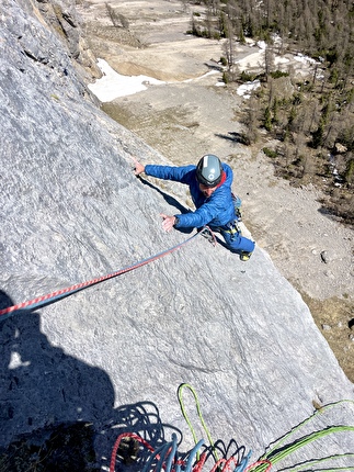 Abbronzatissima Monte Fop, Dolomiti, Federico Dell’Antone, Thomas Gianola - L'apertura di 'Abbronzatissima' al Monte Fop, Dolomiti (Federico Dell’Antone, Thomas Gianola 06/2025) Abbronzatissima Monte Fop, Dolomiti, Federico Dell’Antone, Thomas Gianola - L'apertura di 'Abbronzatissima' al Monte Fop, Dolomiti (Federico Dell’Antone, Thomas Gianola 06/2025)