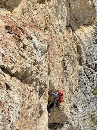 Bio Rock Piccolo Lagazuoi, Dolomiti, Simon Kehrer, Marta Willeit - L'apertura di 'Bio Rock' alla sud del Piccolo Lagazuoi, Dolomiti (Simon Kehrer, Marta Willeit 04-05/2026) Bio Rock Piccolo Lagazuoi, Dolomiti, Simon Kehrer, Marta Willeit - L'apertura di 'Bio Rock' alla sud del Piccolo Lagazuoi, Dolomiti (Simon Kehrer, Marta Willeit 04-05/2026)