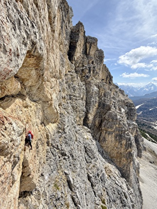 Bio Rock Piccolo Lagazuoi, Dolomiti, Simon Kehrer, Marta Willeit - L'apertura di 'Bio Rock' alla sud del Piccolo Lagazuoi, Dolomiti (Simon Kehrer, Marta Willeit 04-05/2026) Bio Rock Piccolo Lagazuoi, Dolomiti, Simon Kehrer, Marta Willeit - L'apertura di 'Bio Rock' alla sud del Piccolo Lagazuoi, Dolomiti (Simon Kehrer, Marta Willeit 04-05/2026)