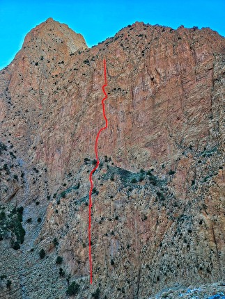Taghia, Morocco, Joseph Harris, Iker Pou - The route line of 'Club Ahmed' on Tuyat at Taghia in Morocco (Joseph Harris, Iker Pou 2026) Taghia, Morocco, Joseph Harris, Iker Pou - The route line of 'Club Ahmed' on Tuyat at Taghia in Morocco (Joseph Harris, Iker Pou 2026)
