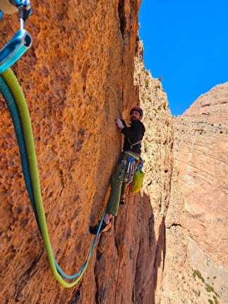 Taghia, Morocco, Joseph Harris, Iker Pou - The first ascent of 'Club Ahmed' on Tuyat at Taghia in Morocco (Joseph Harris, Iker Pou 2026) Taghia, Morocco, Joseph Harris, Iker Pou - The first ascent of 'Club Ahmed' on Tuyat at Taghia in Morocco (Joseph Harris, Iker Pou 2026)
