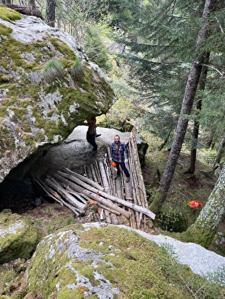 Cristian Bruno Bubani, Melloblocco Val Masino Val di Mello - Cristian Bruno Bubani, Melloblocco Val Masino Val di Mello Cristian Bruno Bubani, Melloblocco Val Masino Val di Mello - Cristian Bruno Bubani, Melloblocco Val Masino Val di Mello