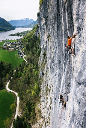 Alex Huber Feuersalamander Gösslerwand - Alexander Huber making the first free ascent of 'Feuersalamander' on Gösslerwand in Austria, April 2026 Alex Huber Feuersalamander Gösslerwand - Alexander Huber making the first free ascent of 'Feuersalamander' on Gösslerwand in Austria, April 2026