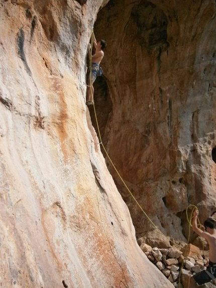 SanVito Climbing Festival – Outdoor Games 2012 - Berni Rivadossi su Variante Robin8b+ Cala Mancina