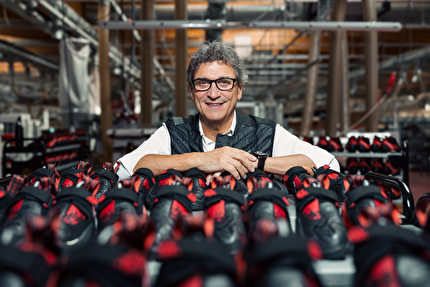 Lorenzo Delladio La Sportiva - Lorenzo Delladio, Presidente e Amministratore Delegato di La Sportiva, è stato insignito del prestigioso premio Compasso d’Oro alla Carriera