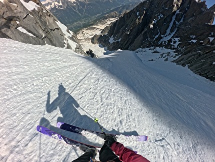 Matthias Giraud Aiguille du Plan - Matthias Giraud making the first ski BASE Jump off the North Face of Aiguille du Plan on 26/05/2026