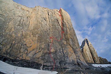 Cerro Cota, Torres del Paine, Patagonia - The line of the climb 'Echoes in the Dark' on the east face of Cerro Cota, Torres del Paine, Patagonia (Kosuke Kawachi, Toru Nakajima, Yudai Suzuki 5-9/03/2026)