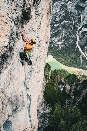 Col di Specie, Val di Landro, Dolomiti, Simon Gietl, Constantin Schwaab - L'apertura di 'Born Ready al Col di Specie in Val di Landro, Dolomiti (Simon Gietl, Constantin Schwaab 05/2026) Col di Specie, Val di Landro, Dolomiti, Simon Gietl, Constantin Schwaab - L'apertura di 'Born Ready al Col di Specie in Val di Landro, Dolomiti (Simon Gietl, Constantin Schwaab 05/2026)