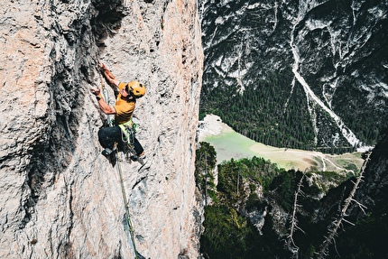 Simon Gietl e Constantin Schwaab sono Born Ready al Col di Specie in Val di Landro (Dolomiti)