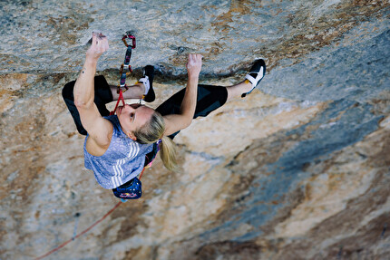 Janja Garnbret Bibliographie Ceuse - Janja Garnbret making the first female ascent of 'Bibliographie' (9b+) in Céüse, France on 6 June 2026 Janja Garnbret Bibliographie Ceuse - Janja Garnbret making the first female ascent of 'Bibliographie' (9b+) in Céüse, France on 6 June 2026