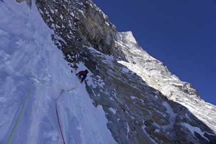 Edge of Patience tested on Kongde Ri Shar in Nepal by Elias Hangweyrer, Max Muck, Jakob Ritzl