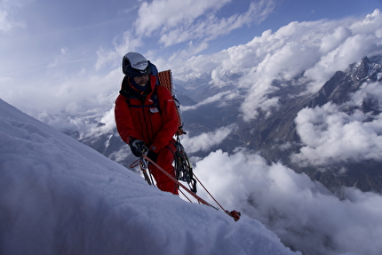 Kongde Ri Shar, Kwangde Ri, Nepal, Elias Hangweyrer, Max Muck, Jakob Ritzl - The last snowfield on 'Edge of Patience' on Kongde Ri Shar, Nepal (Elias Hangweyrer, Max Muck, Jakob Ritzl 12 - 17/05/2026) Kongde Ri Shar, Kwangde Ri, Nepal, Elias Hangweyrer, Max Muck, Jakob Ritzl - The last snowfield on 'Edge of Patience' on Kongde Ri Shar, Nepal (Elias Hangweyrer, Max Muck, Jakob Ritzl 12 - 17/05/2026)