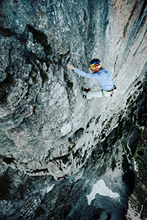 Lara Neumeier - Lara Neumeier climbing 'Des Kaisers Neue Kleider' in Austria’s Wilder Kaiser Lara Neumeier - Lara Neumeier climbing 'Des Kaisers Neue Kleider' in Austria’s Wilder Kaiser