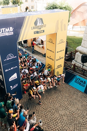 La Sportiva Lavaredo Ultra Trail - La Sportiva si riconferma Main Title Sponsor di Lavaredo Ultra Trail by UTMB La Sportiva Lavaredo Ultra Trail - La Sportiva si riconferma Main Title Sponsor di Lavaredo Ultra Trail by UTMB
